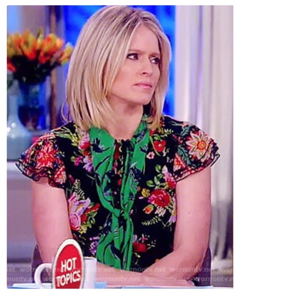 ALICE + OLIVIA Lessie Tiered Floral Tie-Neck Dress - Picture 7 of 10